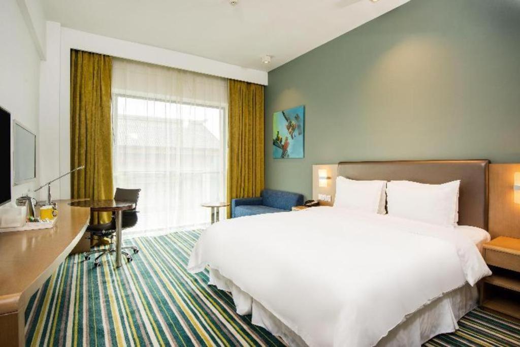 Holiday Inn Express Dujiangyan Ancient City מראה חיצוני תמונה