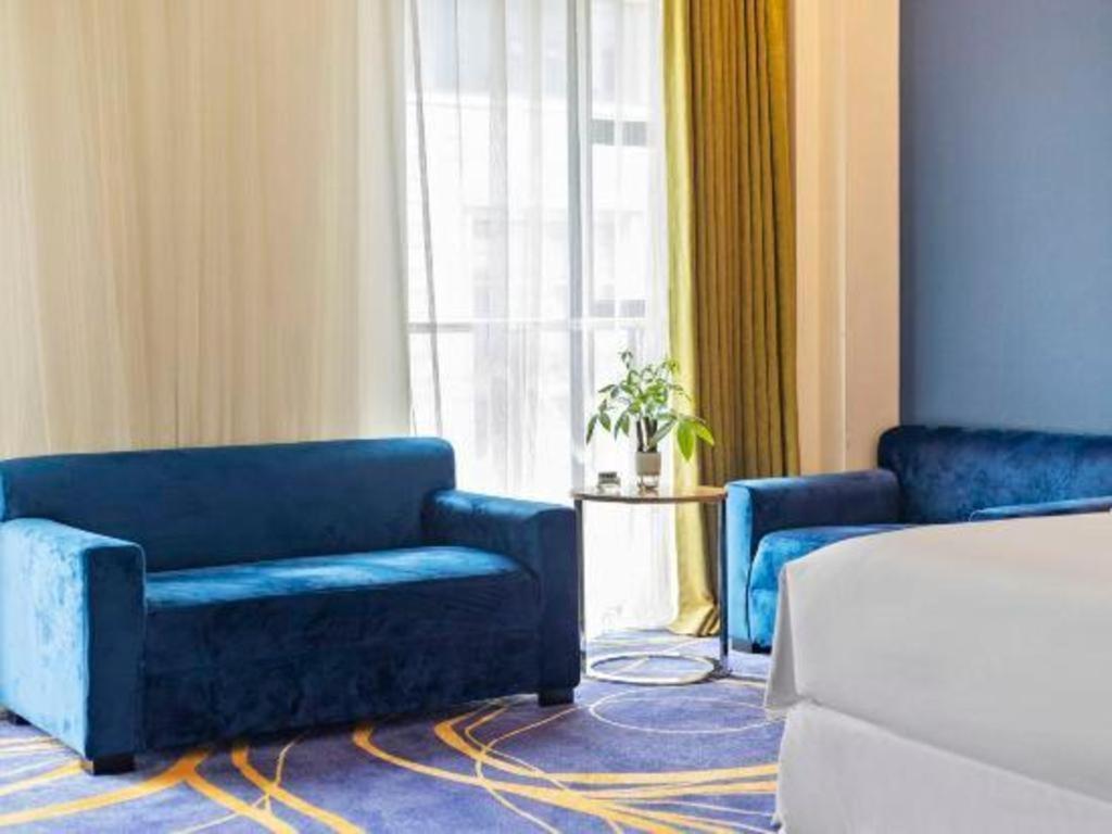 Holiday Inn Express Dujiangyan Ancient City מראה חיצוני תמונה